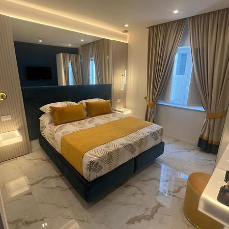 La Lepre Artemide Bed & Breakfast Napoli Bagian luar foto