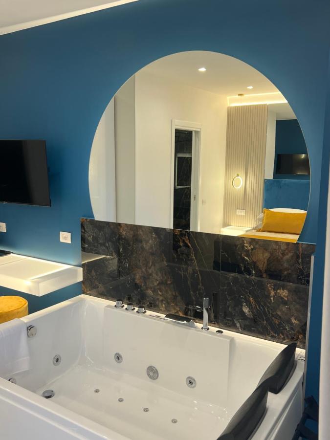 La Lepre Artemide Bed & Breakfast Napoli Bagian luar foto