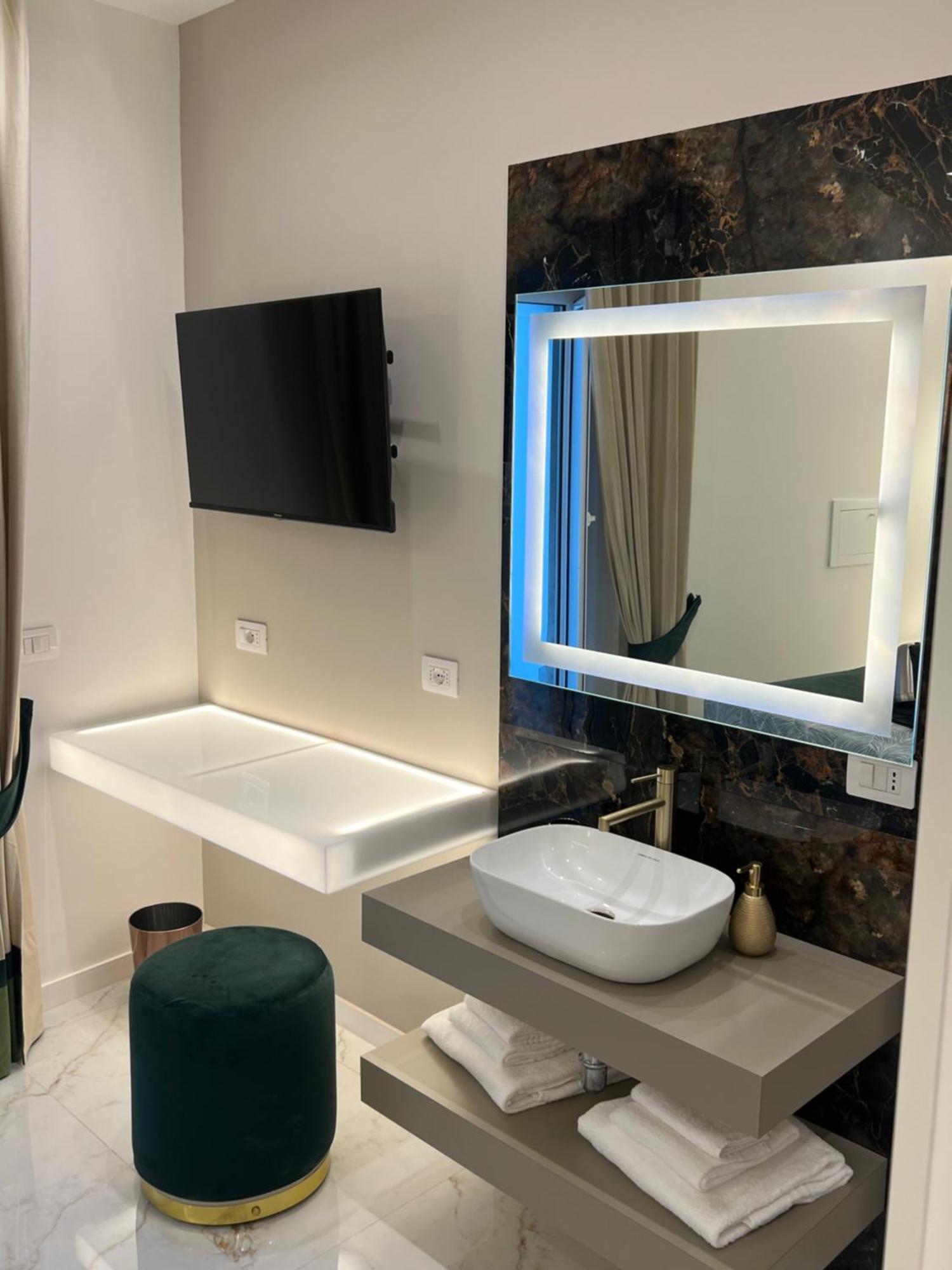 La Lepre Artemide Bed & Breakfast Napoli Bagian luar foto